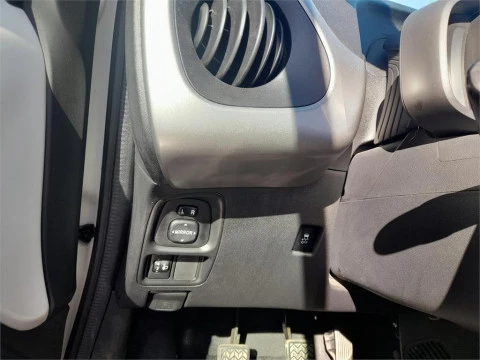 Peugeot 108 Top! Allure 1.2 PureTech 60KW (82CV)