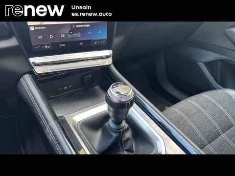 Renault Austral  EVOLUTION 140CV MAN. M. HYB