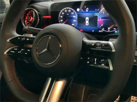 Mercedes-Benz CLA 220 D DCT