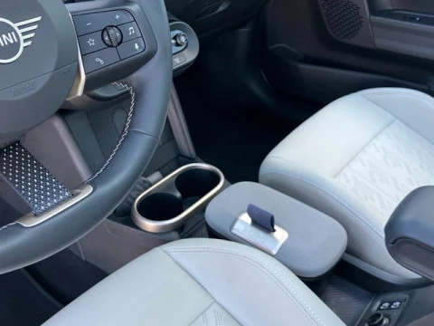 MINI Cabrio Cooper C 115 kW (156 CV)