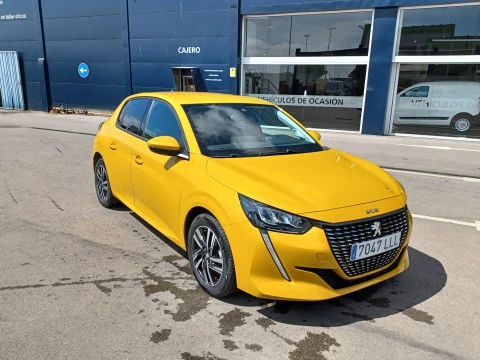 Peugeot 208 1.2 PURETECH 73KW ALLURE 100 5P Peugeot 208 1.2 PURETECH 73KW ALLURE 100 5P