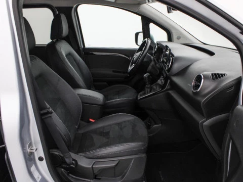 Mercedes-Benz Clase T CLASE T 180D