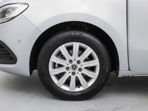 Mercedes-Benz Clase T CLASE T 180D