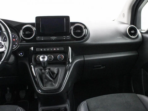 Mercedes-Benz Clase T CLASE T 180D