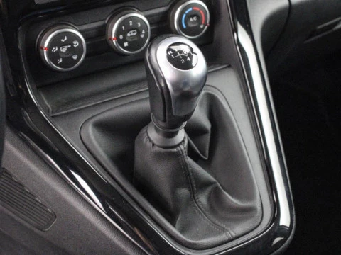 Mercedes-Benz Clase T CLASE T 180D