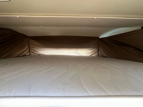 MCLOUIS NEVIS NEVIS 881G