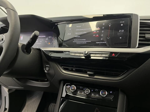 Opel Grandland GS 1.2T XHT HYBRID EDCT6 S/S 136CV (100KW)