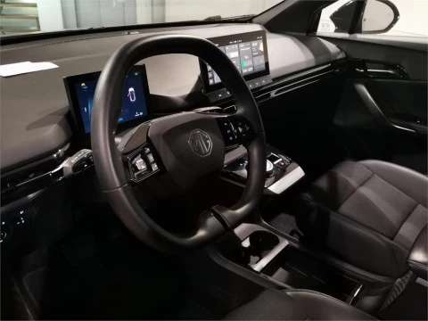 MG4 64kWh Luxury