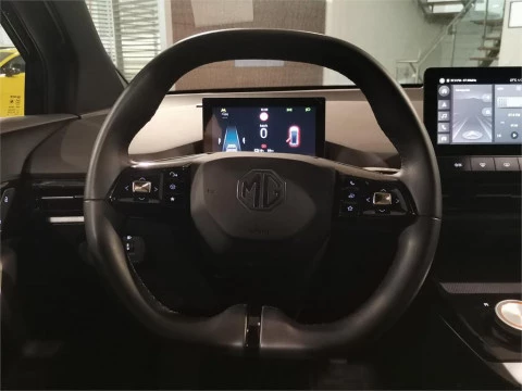 MG4 64kWh Luxury