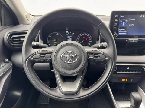Toyota Yaris 1.5 120H Active Plus