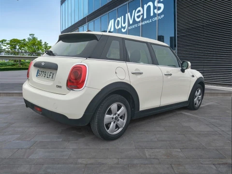MINI ONE 5 PUERTAS
