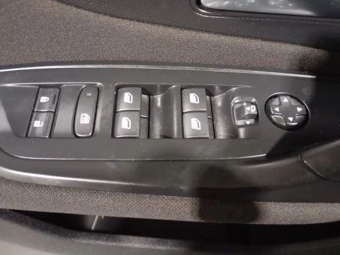 Peugeot 308 5P Active Pack BlueHDi 130 S&S EAT8