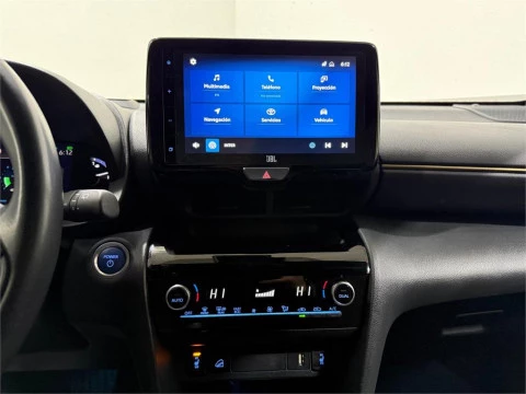 Toyota Yaris Cross 120H Premier Edition