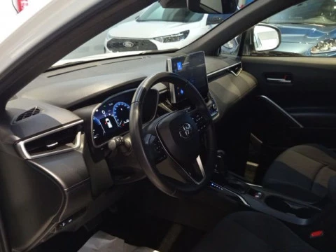 Toyota Corolla 1.8 125H ACTIVE TECH E-CVT
