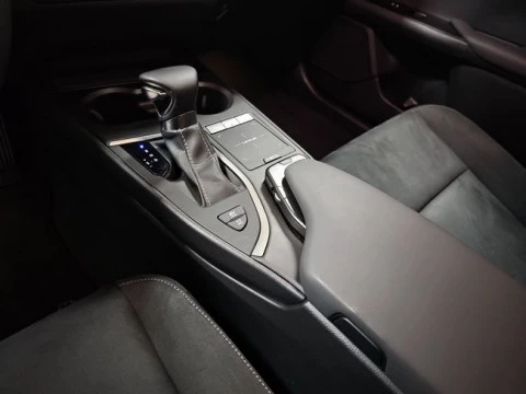 Lexus UX 2.0 250h Business