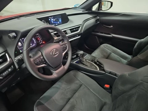 Lexus UX 2.0 250h Business