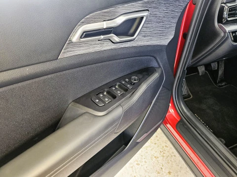 Kia Sportage 1.6 T-GDi 118kW (160CV) Drive 17