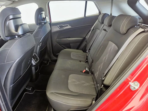 Kia Sportage 1.6 T-GDi 118kW (160CV) Drive 17