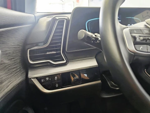 Kia Sportage 1.6 T-GDi 118kW (160CV) Drive 17