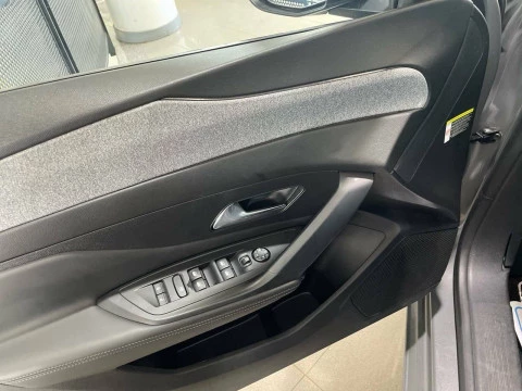 Peugeot 308 5P Allure PureTech 130 S&S MAN