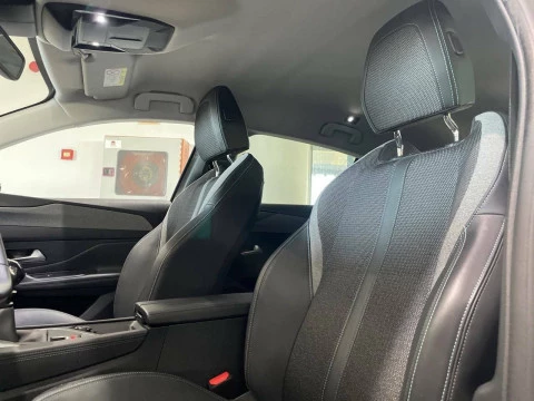 Peugeot 308 5P Allure PureTech 130 S&S MAN