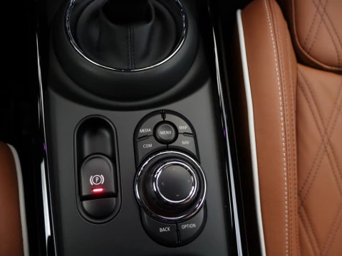 MINI CLUBMAN 1.5 COOPER 5P