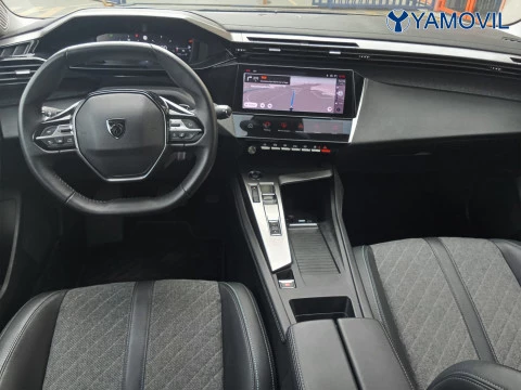 Peugeot 408 Puretech 130 Allure Pack EAT8 96 kW (130 CV)
