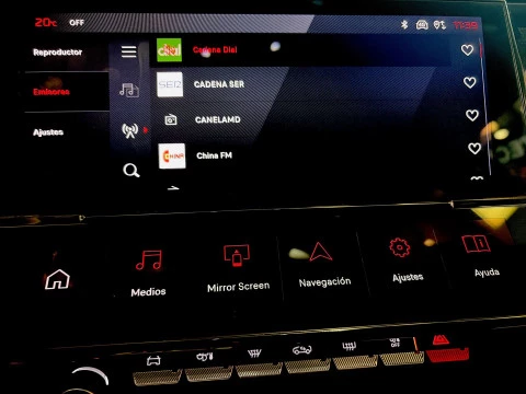 Peugeot 408 Puretech 130 Allure Pack EAT8 96 kW (130 CV)