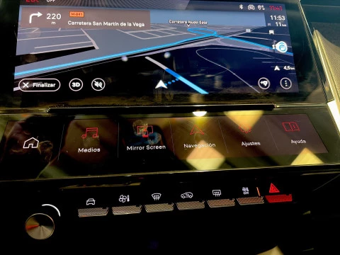 Peugeot 408 Puretech 130 Allure Pack EAT8 96 kW (130 CV)
