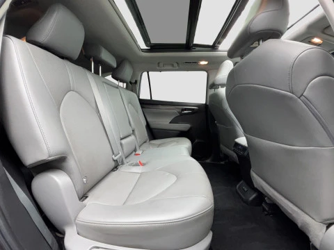 Toyota Highlander 2.5 Advance P. Met. Techo Panorámico