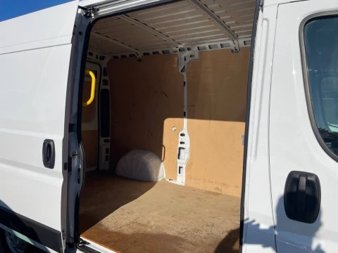 Peugeot Boxer 335 L2 H2 BHDI 103kW (140CV) S&S 6 V. M