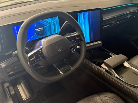 Renault Rafale Techno full hybrid E-Tech 200CV (147kW)