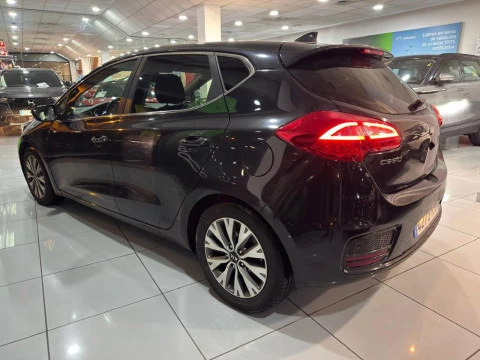 Kia Ceed 1.4 CRDi WGT Tech