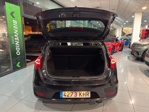 Kia Ceed 1.4 CRDi WGT Tech