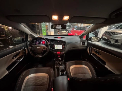 Kia Ceed 1.4 CRDi WGT Tech