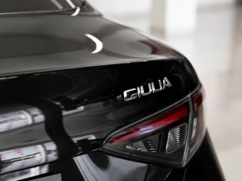 Alfa Romeo Giulia 2.2 Diesel 154kW (210CV) Intensa Q4