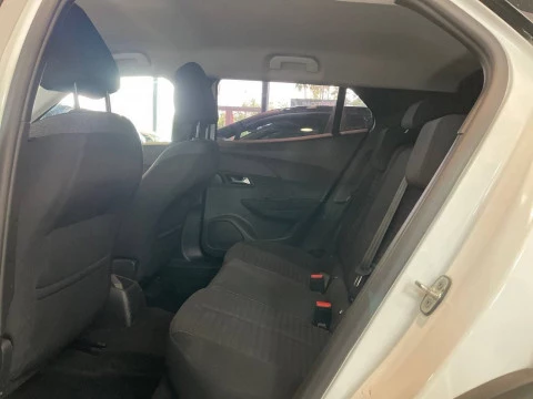 Peugeot 2008 Active Pack Puretech 100 S&S BVM6