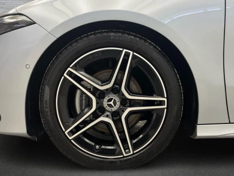 Mercedes-Benz Clase A 180 Berlina