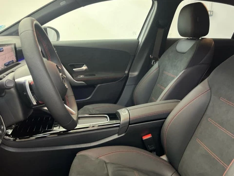 Mercedes-Benz Clase A 180 Berlina