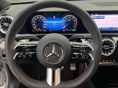 Mercedes-Benz Clase A 180 Berlina