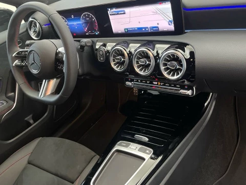 Mercedes-Benz Clase A 180 Berlina