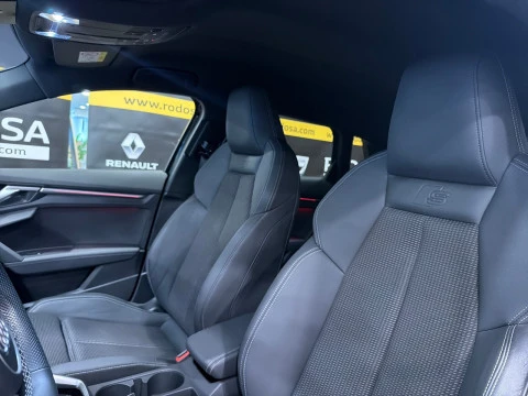 Audi A3 Sportback Black line 35 TFSI 110kW S tro