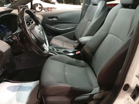 Toyota Corolla 1.8 125H ACTIVE TECH E-CVT TOU SPORT