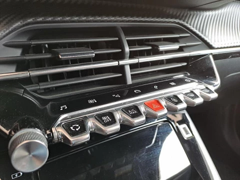 Peugeot 2008 1.5 BLUEHDI 130 S&S ALLURE PACK AUTO 5P