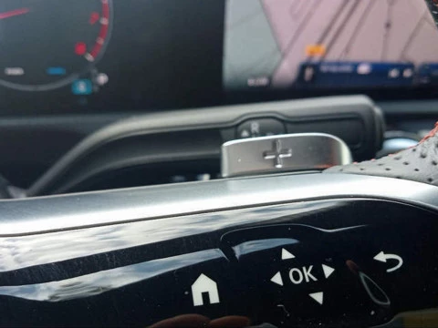 Mercedes-Benz Clase A 180 100 kW (136 CV)