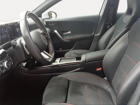 Mercedes-Benz Clase A 180 100 kW (136 CV)