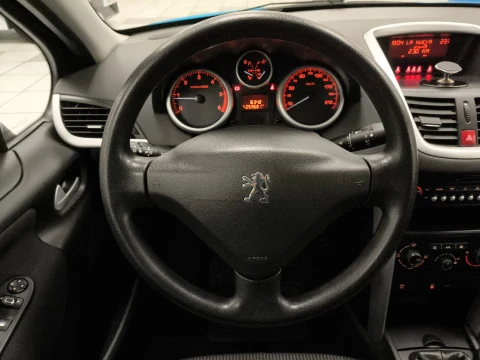 Peugeot 207 1.4 HDI FAP 50 kW (68 CV)