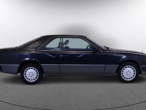 Mercedes-Benz E-CLASS 300 CE 24V 2P