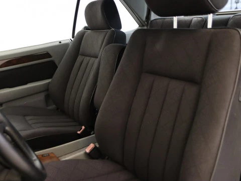 Mercedes-Benz E-CLASS 300 CE 24V 2P