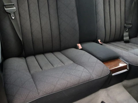 Mercedes-Benz E-CLASS 300 CE 24V 2P